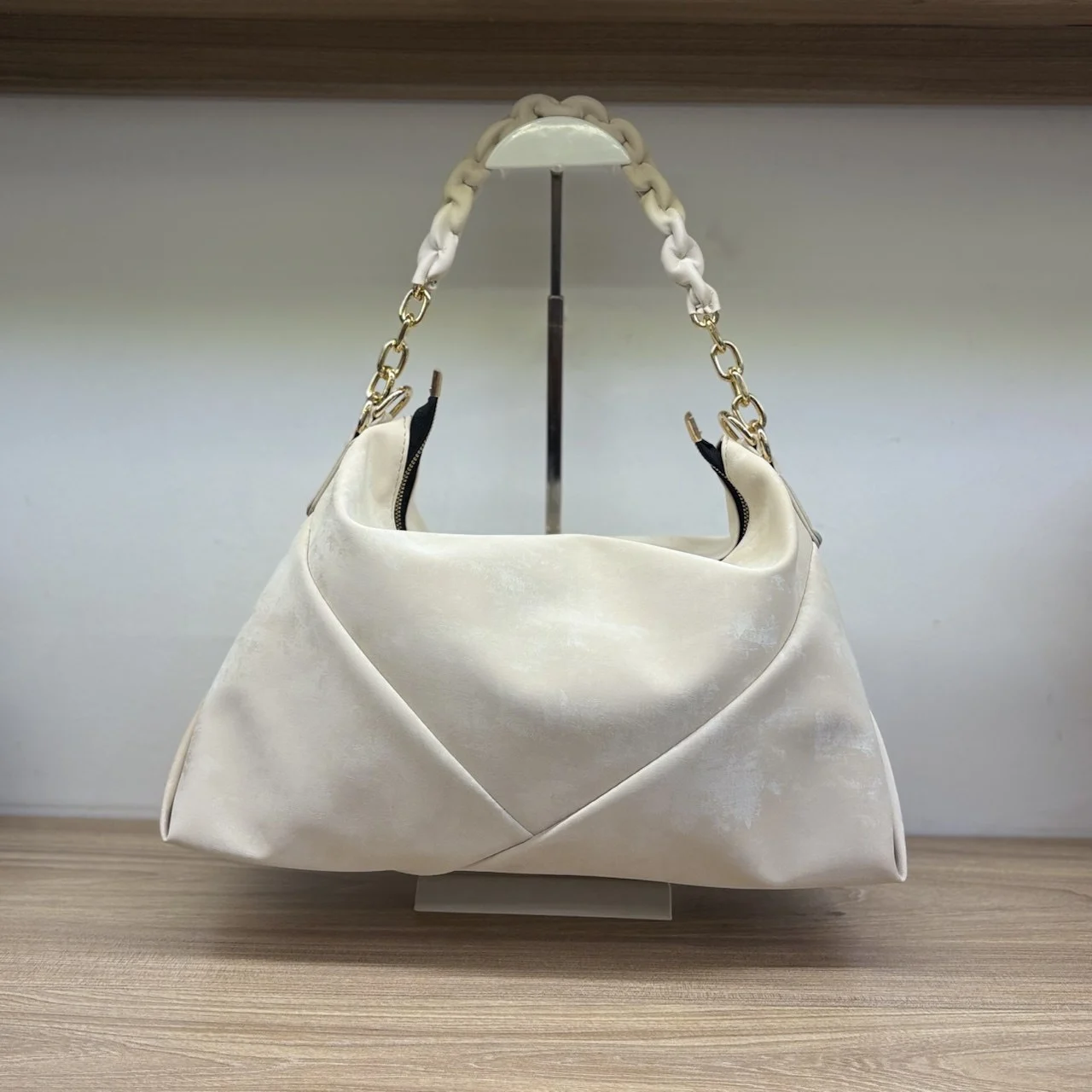 دوشی 4 photo 6 2025 09 26 04 02 18