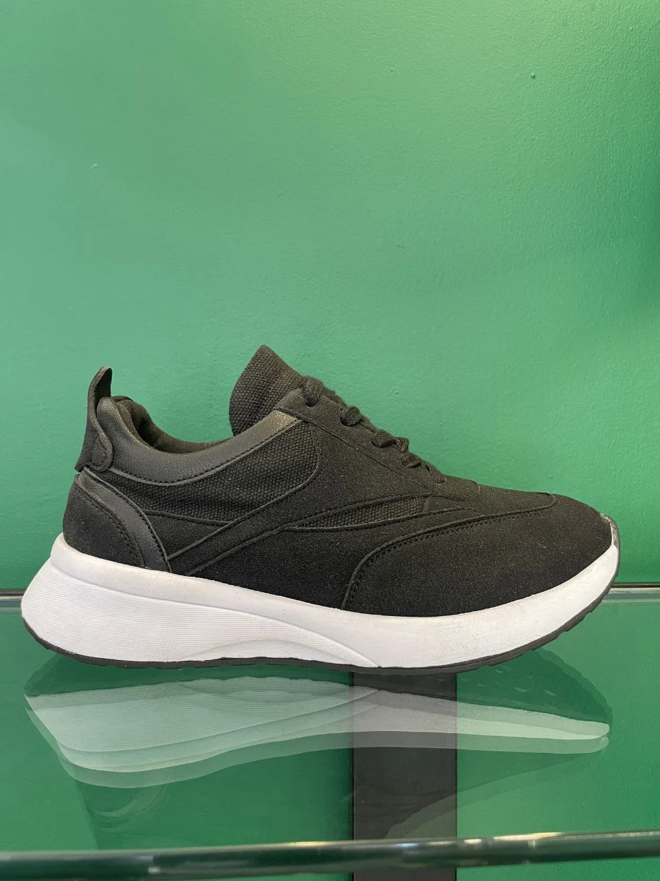 photo 2 2025 11 01 18 55 42